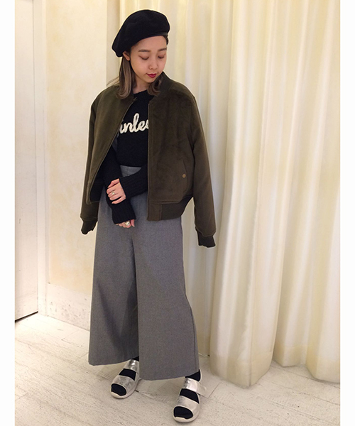 one after another NICE CLAUP(ワンアフターアナザーナイスクラップ)の「【mina1月号掲載 ナイスクラップ】リバーシブルMA-1(ブルゾン・レディース・アイボリー/カーキ/ネイビー・FREE)」の5枚目の写真