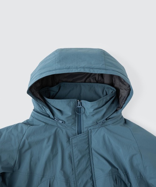 WILD THINGS（ワイルドシングス）の「WS モンスターパーカー│WS MONSTER PARKA（ダウンジャケット/コート・レディース・ホワイト/カリビアンブルー/ベージュ/ブラック・S/M）」の6枚目の写真