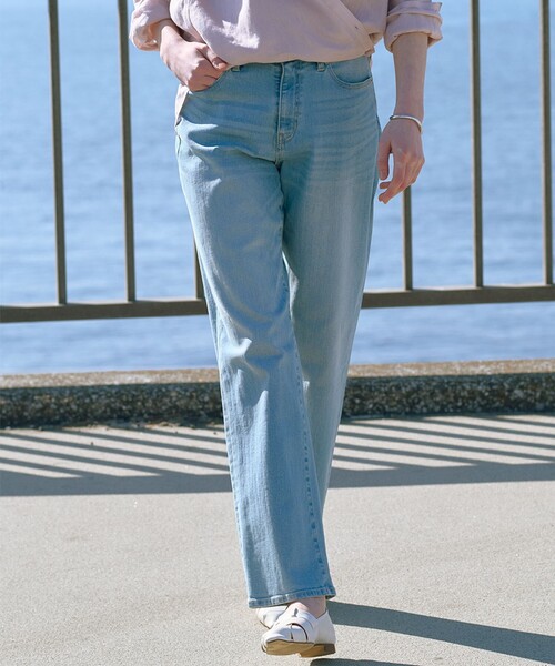 J.PRESS Ladies（J.プレス レディス）の「【洗える】BASIC STRETCH DENIM ボーイフィット デニム（デニムパンツ・レディース・スカイブルー系/ダルブルー系/ホワイト系/ネイビー系・XXS/S/XS）」の2枚目の写真