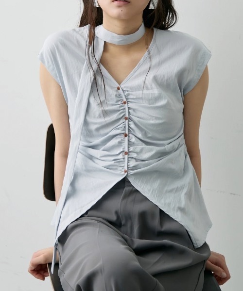 紐付きフロントギャザースリットブラウス（Tシャツ/カットソー
