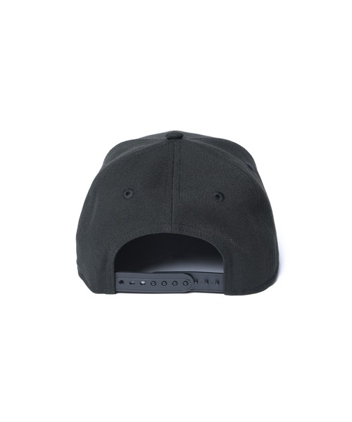 F.C.Real Bristol for Kids(エフシーレアルブリストルフォーキッズ)の「NEW ERA EMBLEM 9FIFTY CAP(キャップ・キッズ・ブラック・FREE)」の4枚目の写真