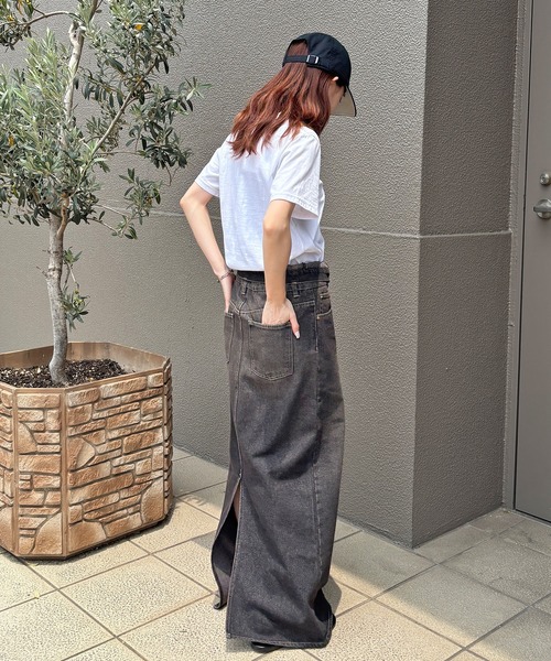 ISOOK（アイスー）の「【ISOOK / アイスー】ダブルウエストデニムスカート / 切り替え レイヤード風 デザインデニム スリットスカート ペンシルスカート タイトスカート ストレート Iライン ロング マキシ丈 ヴィンテージ風 古着風 ライトブルー ブラック 水色 黒 ZOZOTOWN限定（デニムスカート・レディース・ブラック/ライトブルー・FREE）」の14枚目の写真