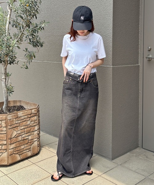 ISOOK（アイスー）の「【ISOOK / アイスー】ダブルウエストデニムスカート / 切り替え レイヤード風 デザインデニム スリットスカート ペンシルスカート タイトスカート ストレート Iライン ロング マキシ丈 ヴィンテージ風 古着風 ライトブルー ブラック 水色 黒 ZOZOTOWN限定（デニムスカート・レディース・ブラック/ライトブルー・FREE）」の13枚目の写真