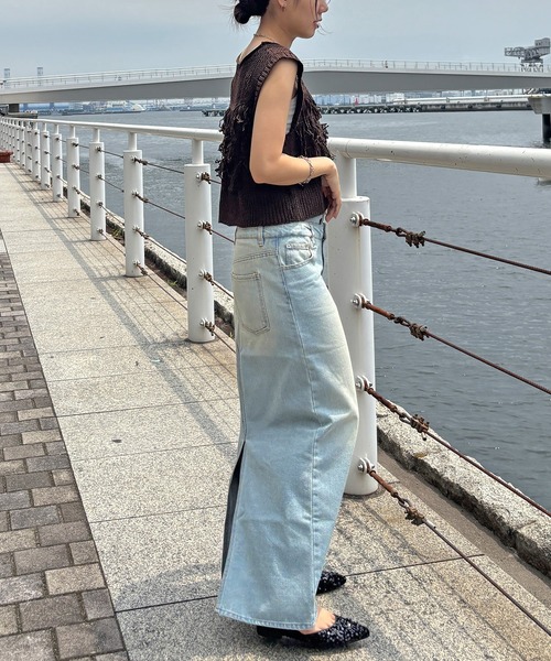 ISOOK（アイスー）の「【ISOOK / アイスー】ダブルウエストデニムスカート / 切り替え レイヤード風 デザインデニム スリットスカート ペンシルスカート タイトスカート ストレート Iライン ロング マキシ丈 ヴィンテージ風 古着風 ライトブルー ブラック 水色 黒 ZOZOTOWN限定（デニムスカート・レディース・ブラック/ライトブルー・FREE）」の18枚目の写真