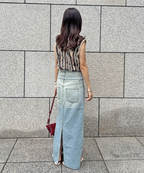 ISOOK（アイスー）の「【ISOOK / アイスー】ダブルウエストデニムスカート / 切り替え レイヤード風 デザインデニム スリットスカート ペンシルスカート タイトスカート ストレート Iライン ロング マキシ丈 ヴィンテージ風 古着風 ライトブルー ブラック 水色 黒 ZOZOTOWN限定（デニムスカート・レディース・ブラック/ライトブルー・FREE）」の10枚目の写真