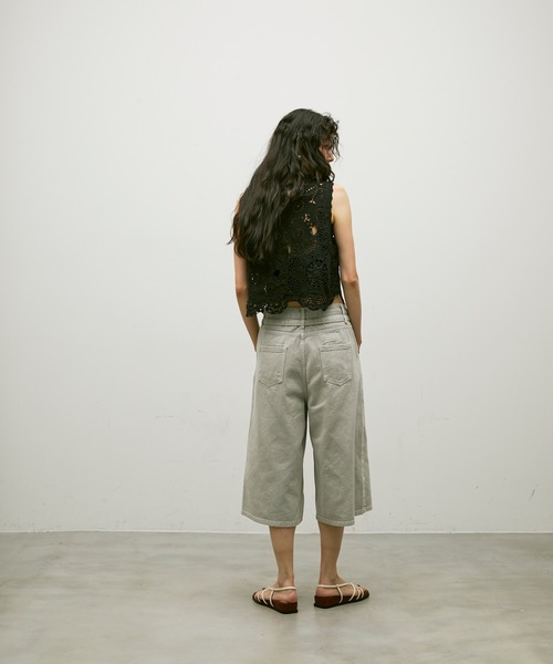 Lutim by u（ルチバイユー）の「Square Toe Asymmetrical Strap Sandals / スクエアトゥアシメストラップサンダル（サンダル・レディース・ブラック/ピンク/ホワイト・39/37）」の9枚目の写真