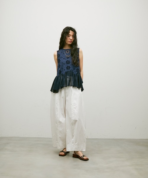 Lutim by u（ルチバイユー）の「Square Toe Asymmetrical Strap Sandals / スクエアトゥアシメストラップサンダル（サンダル・レディース・ブラック/ピンク/ホワイト・39/37）」の20枚目の写真