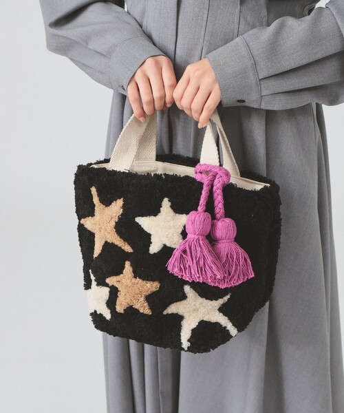 Ray BEAMS(レイビームス)の「【別注】Lilas Campbell / スター トートバッグ(トートバッグ・レディース・ブラック/ダークブラウン・ONE SIZE)」の1枚目の写真