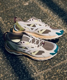 【MIZUNO】WAVE MUJIN TL スニーカー
