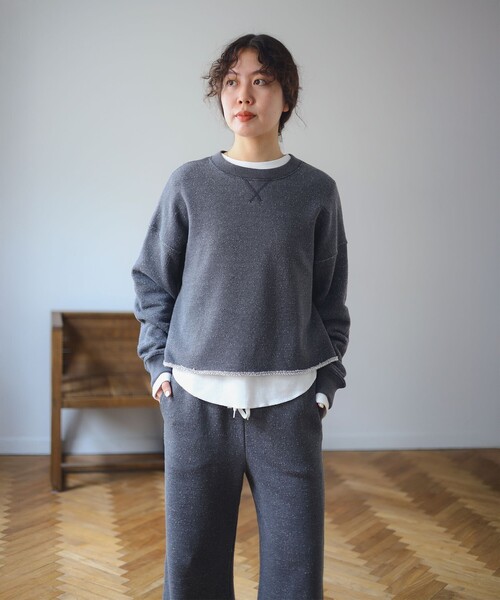 B:MING by BEAMS（ビーミングバイビームス）の「SIMPLE YET ローゲージ スウェット プルオーバー（スウェット・レディース・グレー/ネイビー・ONE SIZE）」の5枚目の写真