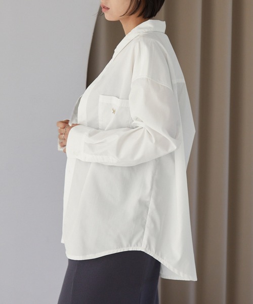 PENNEYS(ぺニーズ)の「PENNEYS/ペニーズ 別注 <抗菌/防臭/イージーケア> THE FOX ロゴ ワンポイントワッペン刺繍 アソートデザイン オーバーサイズ レギュラーカラー長袖シャツ(シャツ/ブラウス・レディース・ホワイト/ブルー系/ブラック系/ネイビー系/ブラウン系・L/M)」の17枚目の写真