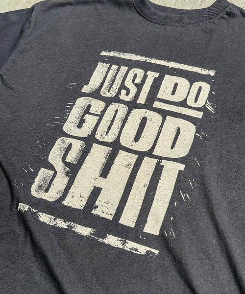 CALIFORNIA OUTFITTERS(カリフォルニア アウトフィッターズ)の「7D4 グランジ ロゴTシャツ(Tシャツ/カットソー・メンズ・チャコールグレー/ブラック/ホワイト・FREE)」の4枚目の写真