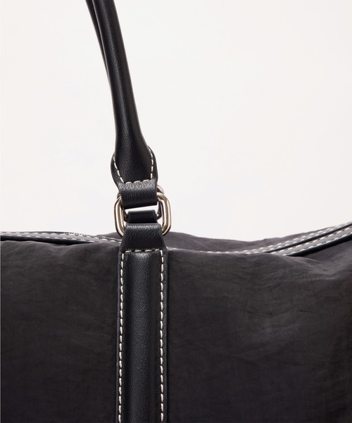 EFOLE（エフォル）の「【ZOZO限定】Nylon large boston bag / ナイロンLボストンバッグ（ボストンバッグ・レディース・ブラック/ベージュ・FREE）」の3枚目の写真