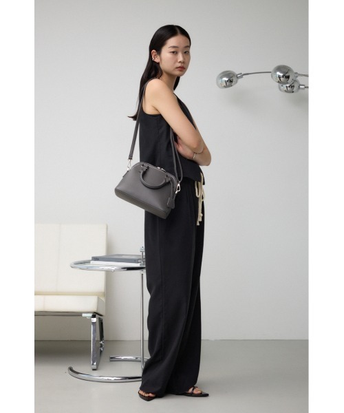 AZUL by moussy（アズールバイマウジー）の「ダブルジッパーハンドバッグ（ショルダーバッグ・レディース・ブラック/グレー/レッド・FREE）」の13枚目の写真