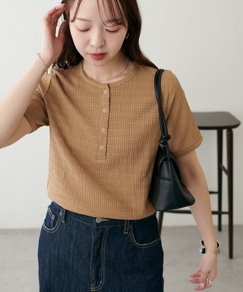 DISCOAT(ディスコート)の「【WEB限定】ジャガードリングドット半袖Tシャツ(Tシャツ/カットソー・レディース・アイボリー/ブラウン/ブラック/グリーン系その他2/モカ・MEDIUM)」の15枚目の写真