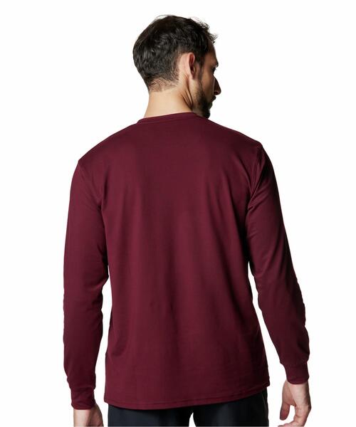 UNDER ARMOUR（アンダーアーマー）の「UAモチベート ロングスリーブ Tシャツ（トレーニング/メンズ）（Tシャツ/カットソー・メンズ・レッド・3XL/M/L/XL/2XL/S）」の2枚目の写真