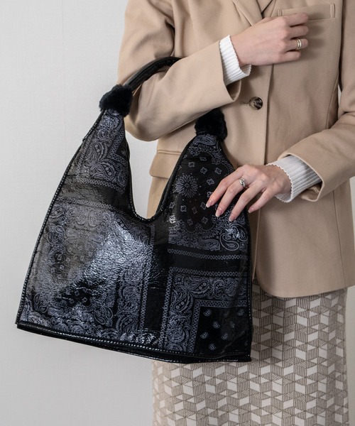 ANITA BILARDI(アニタビラルディ)の「【ANITA BILARDI】バンダナプリントバッグ(Q56396)(トートバッグ・レディース・ダークブラウン・ALL)」の3枚目の写真