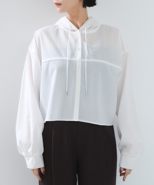 VIS（ビス）の「フード付きクロップドシアーシャツ（シャツ/ブラウス・レディース・ブラック/オフホワイト/ピンク・FREE）」の16枚目の写真