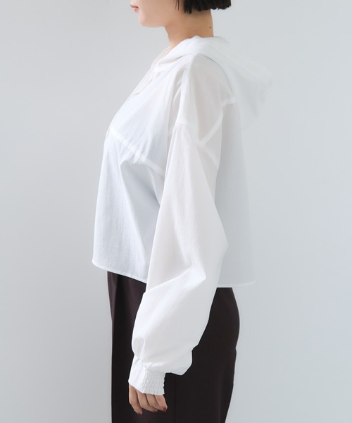 VIS（ビス）の「フード付きクロップドシアーシャツ（シャツ/ブラウス・レディース・ブラック/オフホワイト/ピンク・FREE）」の14枚目の写真