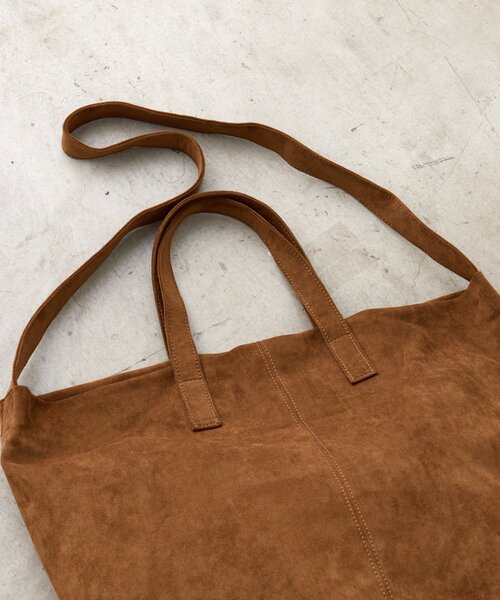 WHIMSIC(ウィムジック)の「【WHIMSIC】ヴィーガンレザー3ウェイトートバッグ(トートバッグ・レディース・キャメル/ブラック・FREE)」の13枚目の写真