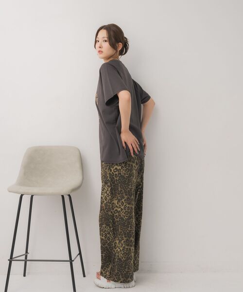 RETRO GIRL(レトロガール)の「ミニ裏毛BIGTEE(Tシャツ/カットソー・レディース・チャコールグレー/ホワイト系その他/レッド・FREE)」の11枚目の写真