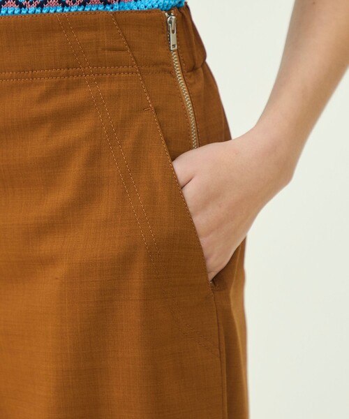 MACPHEE(マカフィー)の「ポリエステルウールストレッチ フレアパンツ(その他パンツ・レディース・ネイビー/ベージュ/テラコッタ/ブルー・36/34/32)」の10枚目の写真
