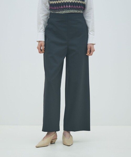 MACPHEE(マカフィー)の「ポリエステルウールストレッチ フレアパンツ(その他パンツ・レディース・ネイビー/ベージュ/テラコッタ/ブルー・36/34/32)」の16枚目の写真