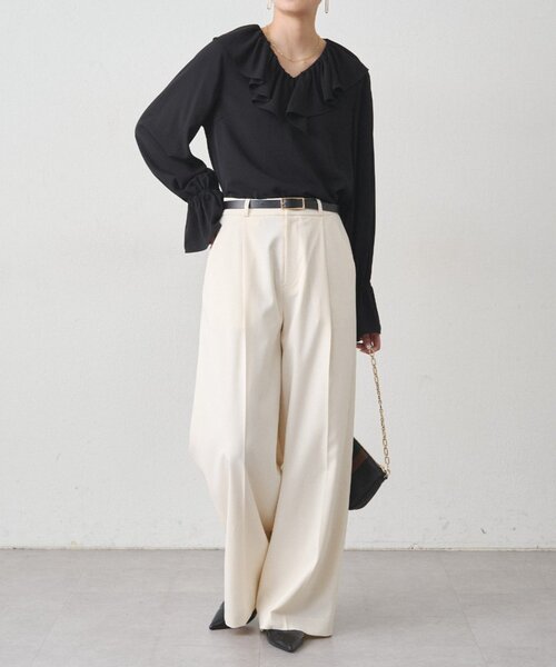 LOUNGEDRESS（ラウンジドレス）の「ストレートタックパンツ（その他パンツ・レディース・ブラック/オフホワイト/グレー・MEDIUM/SMALL/LARGE）」の5枚目の写真