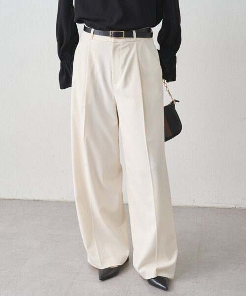 LOUNGEDRESS（ラウンジドレス）の「ストレートタックパンツ（その他パンツ・レディース・ブラック/オフホワイト/グレー・MEDIUM/SMALL/LARGE）」の10枚目の写真