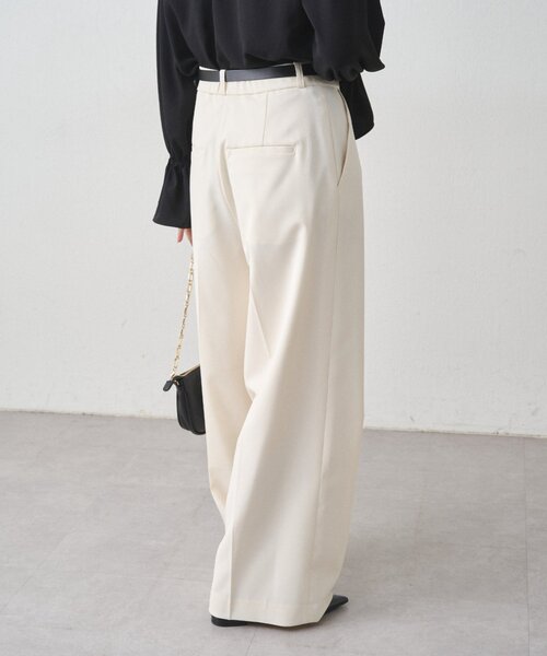 LOUNGEDRESS（ラウンジドレス）の「ストレートタックパンツ（その他パンツ・レディース・ブラック/オフホワイト/グレー・MEDIUM/SMALL/LARGE）」の12枚目の写真