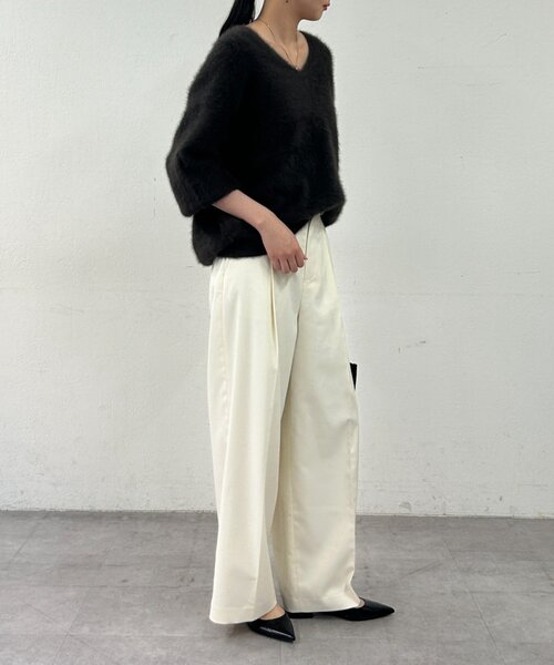 LOUNGEDRESS（ラウンジドレス）の「ストレートタックパンツ（その他パンツ・レディース・ブラック/オフホワイト/グレー・MEDIUM/SMALL/LARGE）」の21枚目の写真
