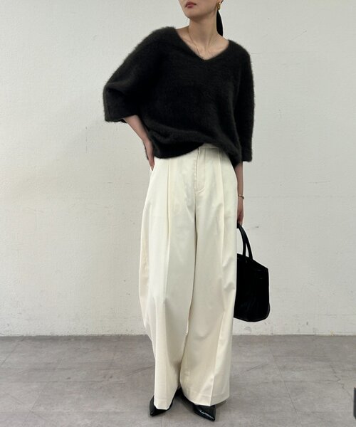 LOUNGEDRESS（ラウンジドレス）の「ストレートタックパンツ（その他パンツ・レディース・ブラック/オフホワイト/グレー・MEDIUM/SMALL/LARGE）」の22枚目の写真