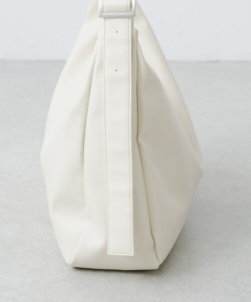 Kastane(カスタネ)の「【A4サイズ】レザーショルダーバッグ(ショルダーバッグ・レディース・ブラック/ブラウン・FREE)」の18枚目の写真