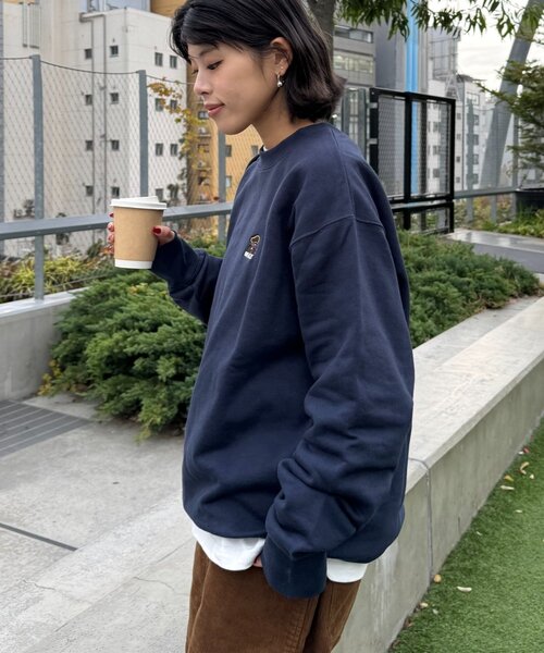 CIAOPANIC TYPY(チャオパニックティピー)の「男女兼用/ojisanワンポイント刺繍裏毛スウェットクルー(スウェット・レディース・ネイビー/ライトグレー/チャコールグレー/グリーン/グレー/ダークグレー/イエロー/ダークブルー・MEDIUM/LARGE)」の16枚目の写真