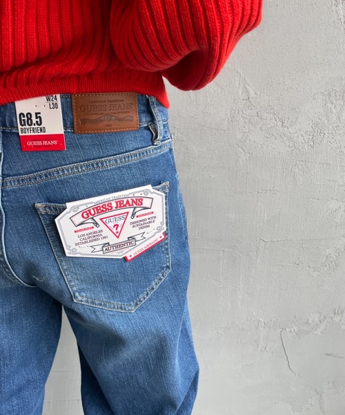 GUESS JEANS（ゲスジーンズ）の「【WEB限定】[GUESS JEANS/ゲス ジーンズ] BOYFRIEND デニムパンツ（デニムパンツ・レディース・ライトインディゴブルー/インディゴブルー・24/25/26）」の18枚目の写真