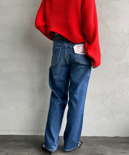 GUESS JEANS（ゲスジーンズ）の「【WEB限定】[GUESS JEANS/ゲス ジーンズ] BOYFRIEND デニムパンツ（デニムパンツ・レディース・ライトインディゴブルー/インディゴブルー・24/25/26）」の13枚目の写真