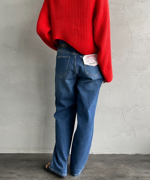 GUESS JEANS（ゲスジーンズ）の「【WEB限定】[GUESS JEANS/ゲス ジーンズ] BOYFRIEND デニムパンツ（デニムパンツ・レディース・ライトインディゴブルー/インディゴブルー・24/25/26）」の16枚目の写真
