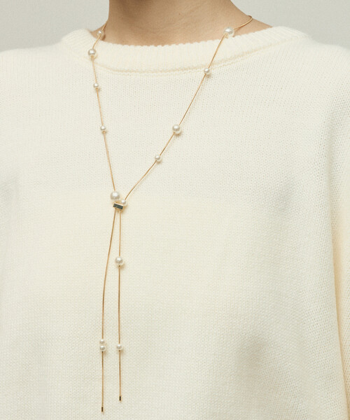 Firsthand(ファーストハンド)の「Firsthand/ファーストハンド ランダムパール ロングネックレス(ネックレス・レディース・シルバー/ゴールド・ONE SIZE)」の3枚目の写真