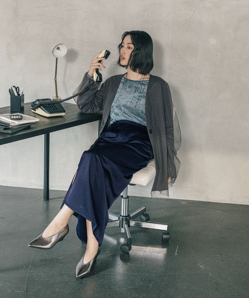 LEPSIM(レプシィム)の「《オフィスライン》シアーベロア2WAY長袖プルオーバー 587915(Tシャツ/カットソー・レディース・ブルー/ブラック/アイボリー・FREE)」の16枚目の写真