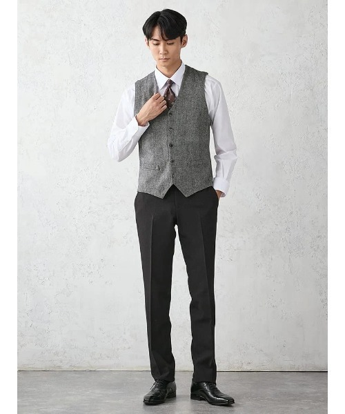 Perfect Suit FActory（パーフェクトスーツファクトリー）の「TRANS CONTINENTS　クラシカル布帛ニットジレ　ブラウン/グレー/グレー/ネイビー（ベスト・メンズ・チャコールグレー/ネイビー/ダークブラウン/ライトグレー・L/LL/M）」の15枚目の写真