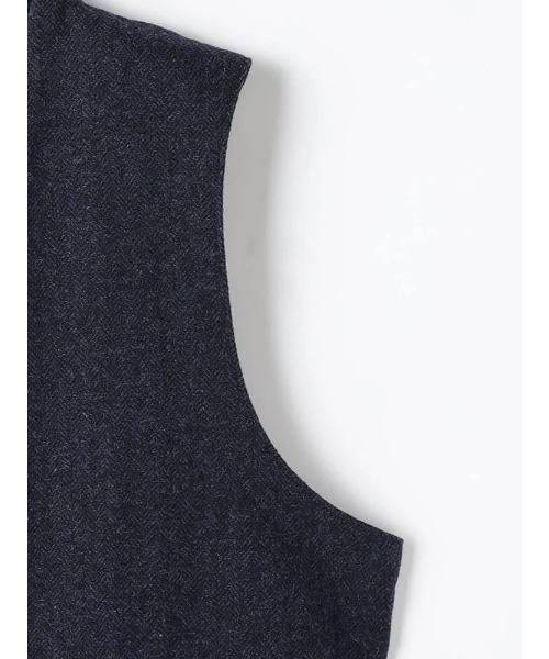 Perfect Suit FActory（パーフェクトスーツファクトリー）の「TRANS CONTINENTS　クラシカル布帛ニットジレ　ブラウン/グレー/グレー/ネイビー（ベスト・メンズ・チャコールグレー/ネイビー/ダークブラウン/ライトグレー・L/LL/M）」の8枚目の写真