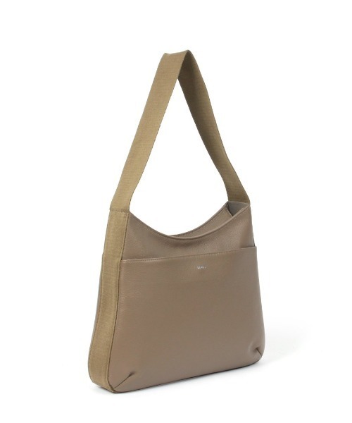 Beau're(ヴュレ)の「【BEAURE/ビュレ】One ショルダー Flat Bag(ショルダーバッグ・レディース・ブラック/グレイッシュベージュ/ベージュ・FREE)」の16枚目の写真
