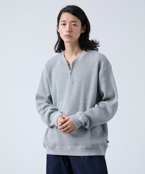 B.C STOCK（ベーセーストック）の「【ANTS & ELEPHANTS】ジップ ワッフルヘンリーネックスウェット（スウェット・メンズ・ホワイト/ライトグレー/グレー・MEDIUM/LARGE）」の3枚目の写真