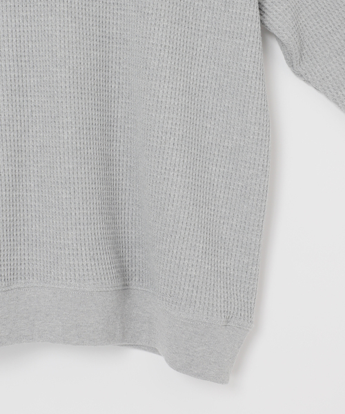 B.C STOCK（ベーセーストック）の「【ANTS & ELEPHANTS】ジップ ワッフルヘンリーネックスウェット（スウェット・メンズ・ホワイト/ライトグレー/グレー・MEDIUM/LARGE）」の19枚目の写真