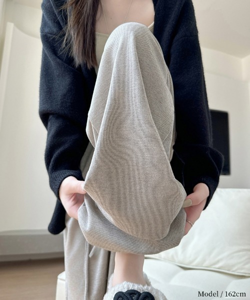 SEU（エスイーユー）の「スウェットパンツ 裏起毛ワイドパンツ オフィスカジュアル きれいめカジュアル レディース韓国（スウェットパンツ・レディース・ベージュ/チャコール/ブラウン/グレー・M/L）」の9枚目の写真