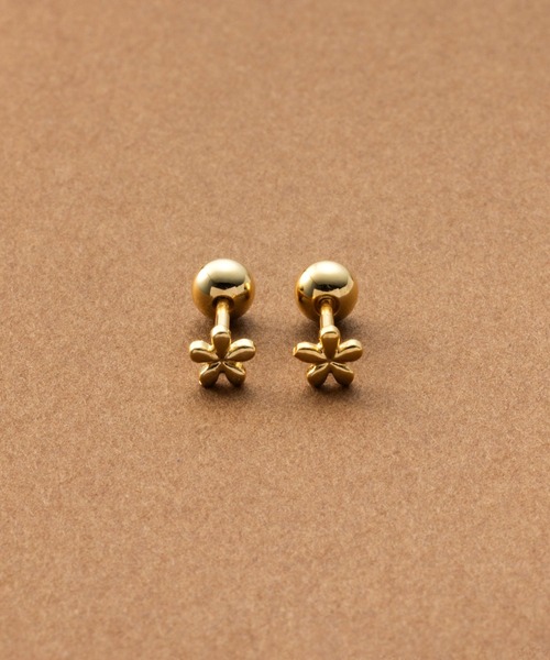 Cream dot.(クリームドット)の「【サージカルステンレス】マイクロフラワーのステンレス製スクリューロックピアス(ピアス(両耳用)・レディース・ゴールド/ピンクゴールド/シルバー・ONE SIZE)」の11枚目の写真