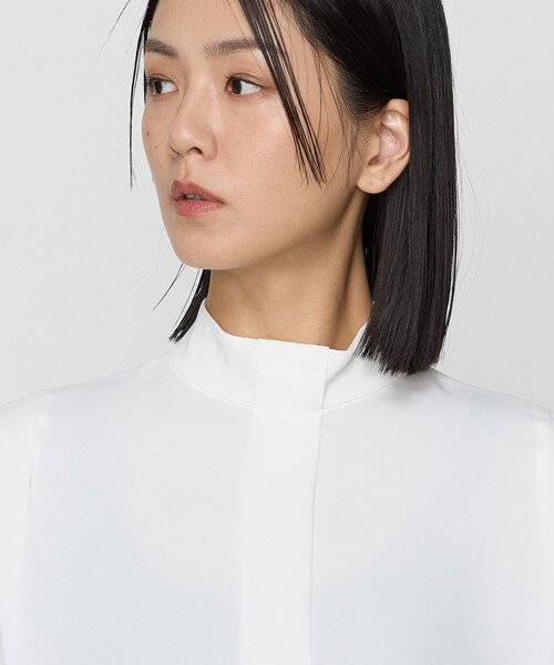 K.T KIYOKO TAKASE（キヨコタカセ）の「マットサテン デザインハイネックブラウス（シャツ/ブラウス・レディース・ブラック/ボルドー/ホワイト/ブラウン・9号/11号）」の20枚目の写真