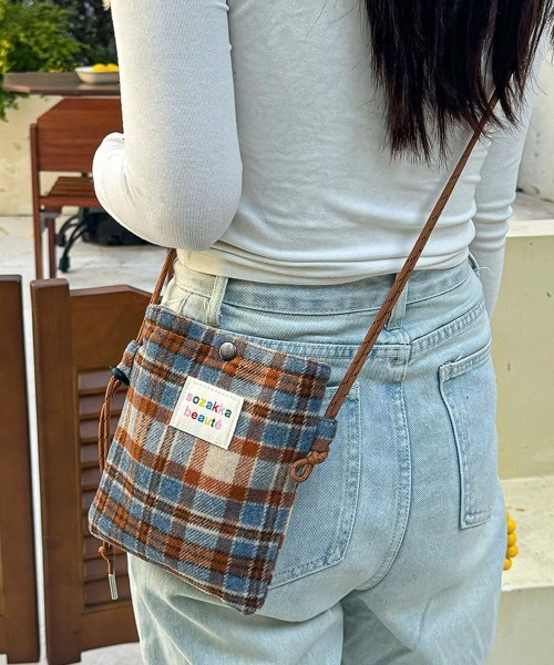 Miniministore（ミニミニストア）の「ウールタッチショルダーバッグ ポシェット（ショルダーバッグ・レディース・ブラウン/ブルー/ダークグリーン/グレー/ブラック・FREE）」の17枚目の写真