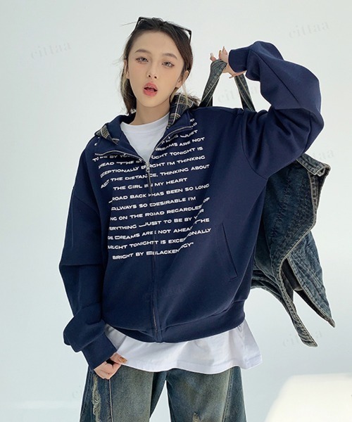 Dalfwin(ダールフィン)の「韓国ファッション チェック柄フード英字プリントジップアップ スウェットパーカー(パーカー・レディース・ネイビー/ブラック・FREE)」の11枚目の写真