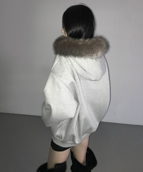 THEAIRTOWN(ジエアタウン)の「raccoon fur hz(パーカー・レディース・ブラック/グレー・FREE)」の17枚目の写真
